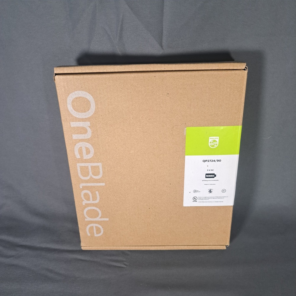 Philips Norelco OneBlade 360 Face Trimmer & Shaver QP2724/90, New, 5in1 Comb